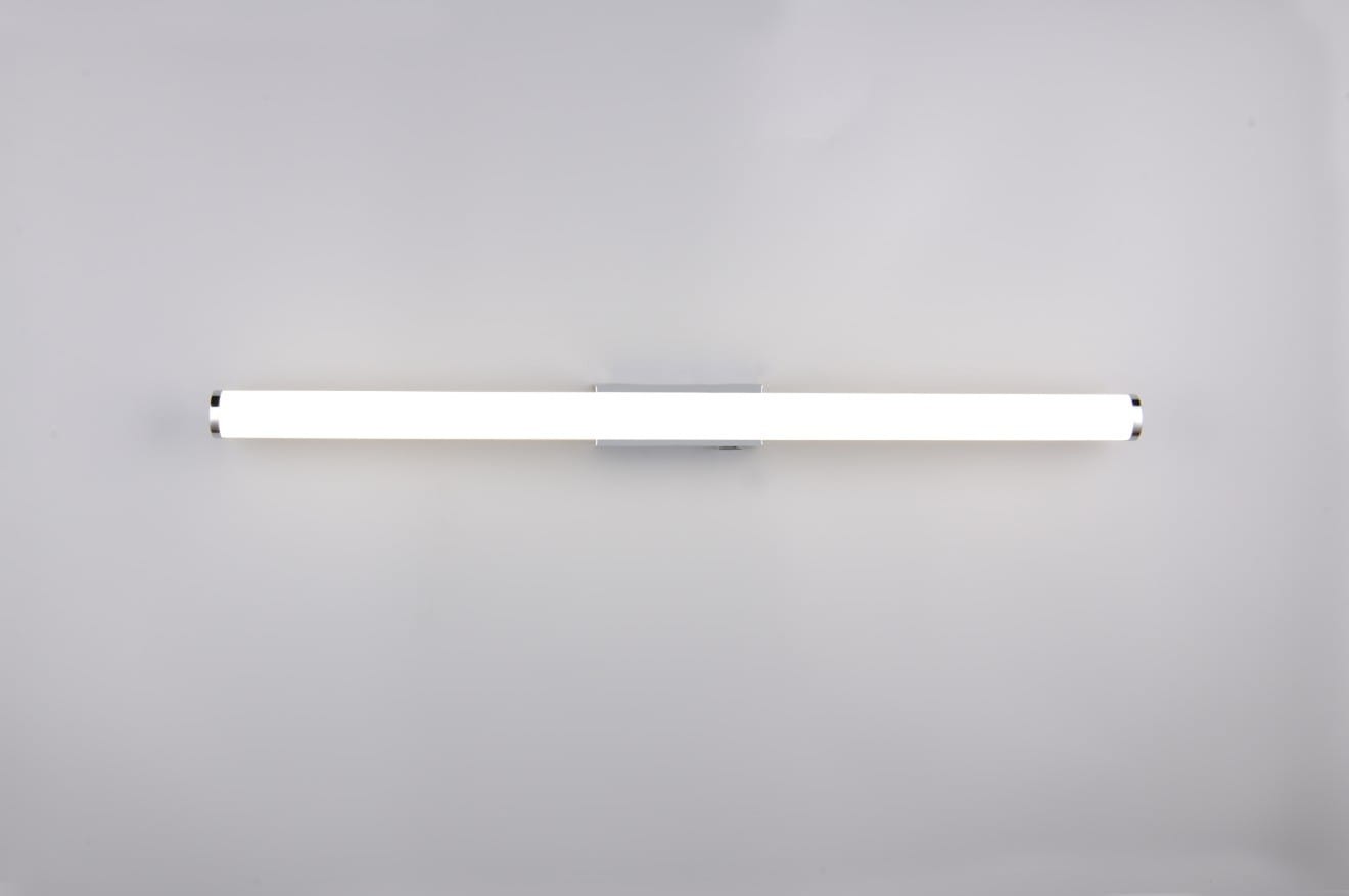 Kinkiet Mattimo z jedną diodą LED, moc 8,6W, barwa światła 4000K. Wykonany w chromie, o prostokątnej formie, zamontowany na jednej ścianie. Emituje jasne, białe światło, idealny do nowoczesnych wnętrz.