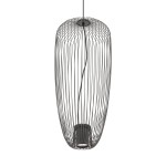 Lampa wisząca Pumpkin S w kolorze szarym, wykonana z cienkich metalowych prętów w kształcie owalnym. Posiada oprawę na żarówkę GU10, zawieszona na cienkim przewodzie. Ujęcie frontalne, na białym tle.