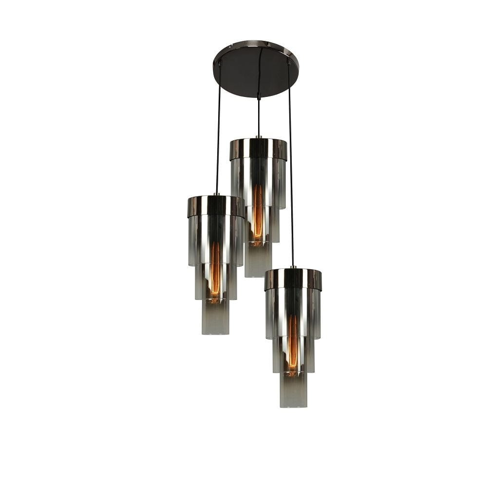 Lampa wisząca Grans 3xE27 w kolorze czarnym i chromowanym z trzema szklanymi kloszami o geometrycznym kształcie. Zwisająca na czarnych linkach, zamontowana na okrągłej podstawie. Wymiary kloszy różnią się, co tworzy efektowną kompozycję.