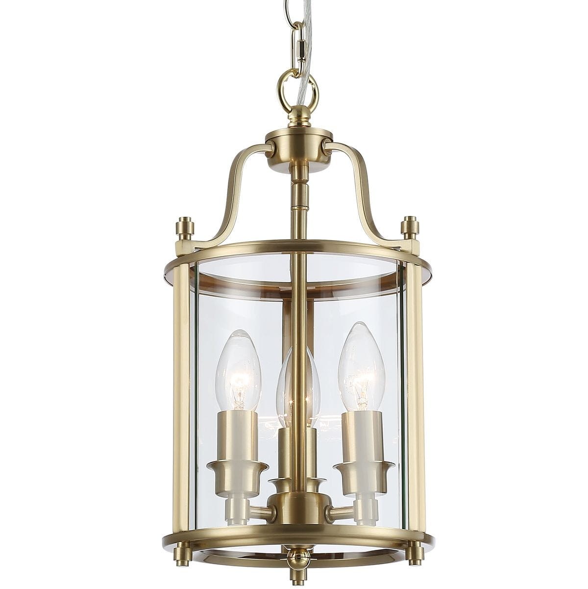 Lampa wisząca New York w kolorze mosiądzu, z przezroczystym kloszem, posiada trzy źródła światła E14. Okrągła podstawa z detalami w kształcie świeczników, zawieszona na łańcuchu, prezentowana z przodu.