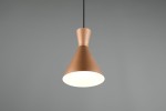 Lampa wisząca Enzo D20 w kolorze kawowym, wykonana z metalu. Ma stożkowaty kształt z szeroką podstawą i wąskim górnym elementem. Zawieszona na czarnym przewodzie. Źródło światła na żarówkę E27. Tło szare, minimalistyczne.