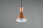 Lampa wisząca Enzo D20 w kolorze kawowym z kloszem w kształcie stożka, o matowej powierzchni, z białym wnętrzem. Ujęcie frontalne, zawieszona na czarnym przewodzie, idealna do nowoczesnych wnętrz.