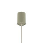 Lampa wisząca Simone w kolorze szałwii z oprawą w formie cylindrycznej, zawieszona na cienkim przewodzie. Prosty design, z widocznym miejscem na żarówkę GX53. Tło białe, co podkreśla kolor lampy.