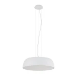 Lampa wisząca Satellite M, biała, z kloszem w kształcie z płaskim dnem. Umożliwia montaż 7 żarówek E27. Produkt zawieszony na długich przewodach. Prosta konstrukcja, idealna do nowoczesnych wnętrz. Tło jednolite, białe.
