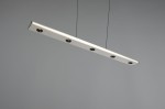 Lampa wisząca Graham w kolorze niklowym z pięcioma punktami świetlnymi LED. Posiada prostokątny kształt i jest zawieszona na cienkich linkach. Tło w odcieniu szarym, podkreślając minimalistyczny design produktu.
