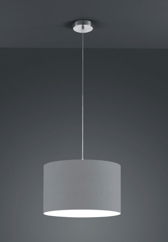 Lampa wisząca w kolorze szarym z kloszem w kształcie cylindra, zawieszona na cienkim przewodzie. Metalowy uchwyt mocujący na suficie, na jednolitym ciemnym tle. Wyposażona w jedno gniazdo E27.