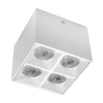 Lampa sufitowa LED o mocy 15W, kolor biały. Kwadratowa obudowa z czterema reflektorami, każdy z siateczkowym kloszem. Ujęcie z boku, ukazujące montaż oraz detale wykończenia. Jasne światło 4000K, idealne do oświetlenia wnętrz.