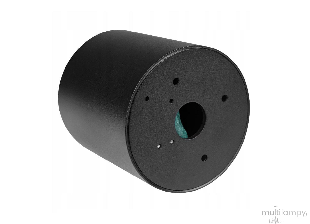 Mini lampa sufitowa Deba w formie czarnej tuby, z widocznym otworem na żarówkę. Ujęcie z boku, ukazujące prosty, cylindryczny kształt oraz dwa małe otwory montażowe. Matowa powierzchnia, idealna do nowoczesnych wnętrz.