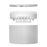 Biała lampa sufitowa tuba Leto z miejscem na żarówkę GX53. Produkt w rozłożonej pozycji, z widoczną podstawą i osłoną. Kąt ujęcia od góry, ukazujący detale mocowania i wykończenia. Idealna do nowoczesnych wnętrz.