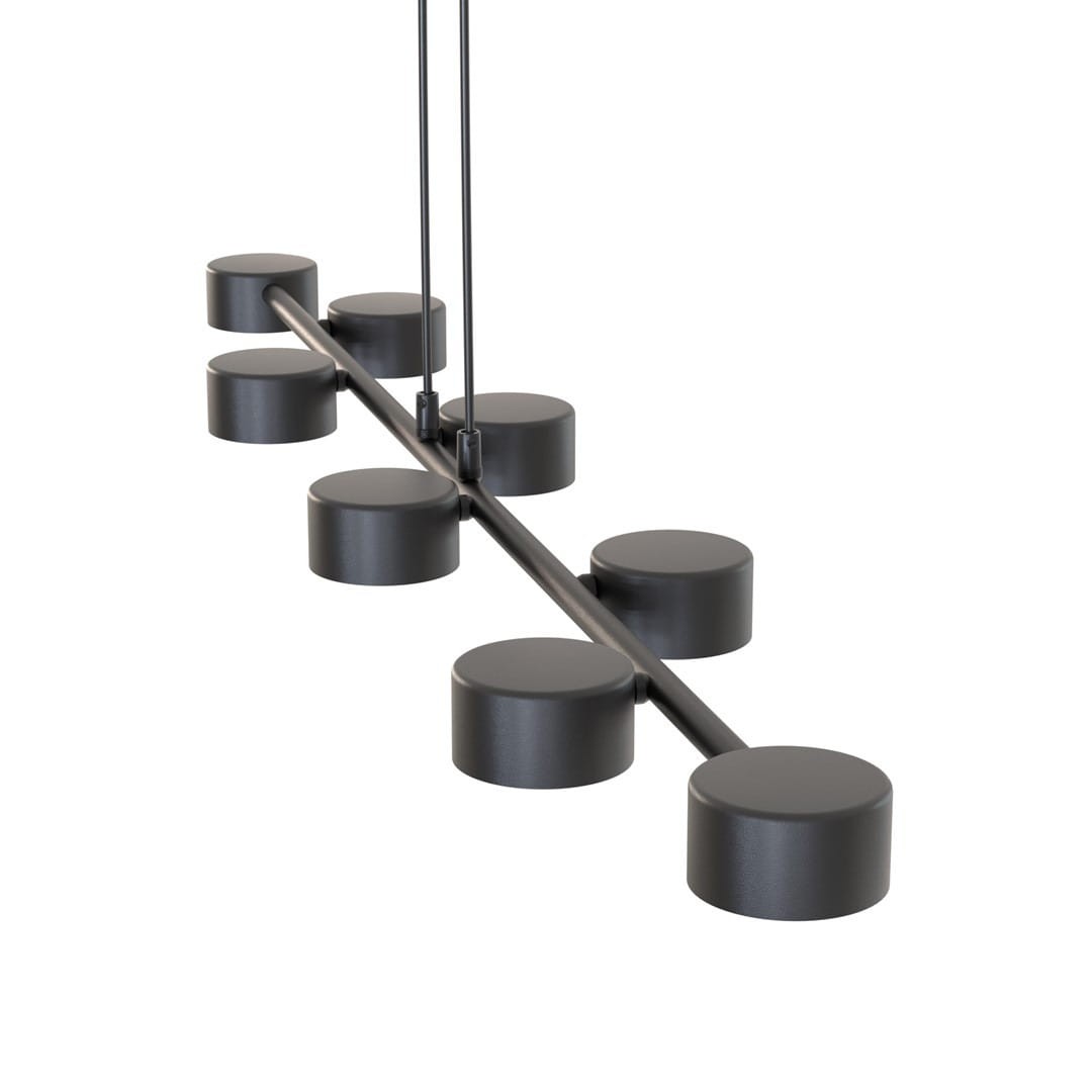 Lampa wisząca Megara w kolorze czarnym z ośmioma okrągłymi kloszami GX53. Produkt zawieszony na cienkich linkach, w prostym, nowoczesnym designie. Widok z boku, ukazujący równomierne rozmieszczenie kloszy na poziomej rurce.
