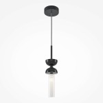 Lampa wisząca Kyoto w kolorze czarnym, z pojedynczym kloszem na żarówkę G9. Posiada prostą, nowoczesną formę z okrągłym mocowaniem sufitowym i przezroczystym kloszem, zawieszona na cienkim przewodzie.