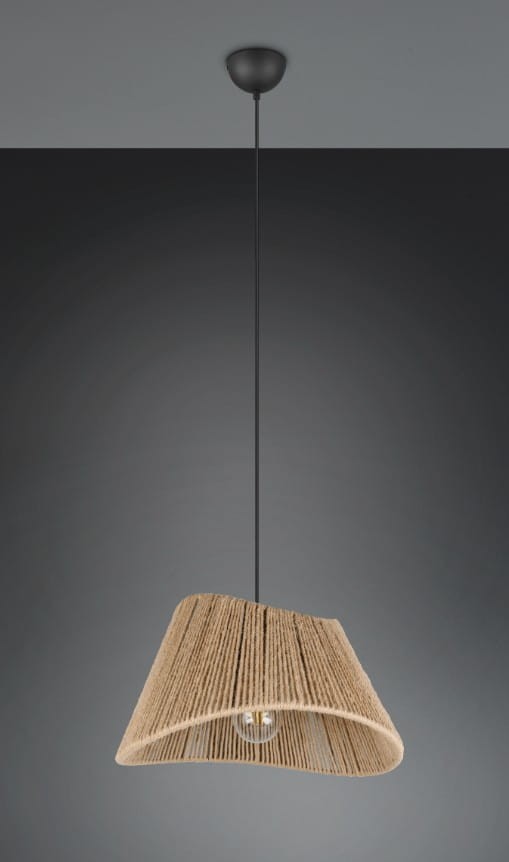Czarna lampa wisząca Valerie z kloszem w naturalnym kolorze, wykonanym z plecionego materiału. Klosz ma zaokrąglony kształt, zawieszony na długim przewodzie, montowany do sufitu. Idealna do nowoczesnych wnętrz.