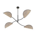 Lampa sufitowa Lotus z czterema kloszami E14 w kształcie półksiężyca, wykonana z czarnego metalu i naturalnego materiału, zawieszona na cienkim przewodzie. Klosze mają plecioną strukturę, całość prezentuje nowoczesny design.