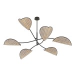 Lampa sufitowa Lotus z sześcioma kloszami w kształcie serc, wykonana z czarnego metalu i naturalnego materiału. Klosze umieszczone na elastycznych ramionach, wieszana na suficie. Wymiary i detale konstrukcyjne nieokreślone.