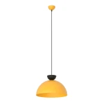 Lampa wisząca Lunaro L w kolorze pomarańczowym z metalowym kloszem w kształcie półkuli, zawieszona na cienkim czarnym przewodzie. Klosz ma matową powierzchnię, a górna część mocowania jest w formie czarnej podstawy.