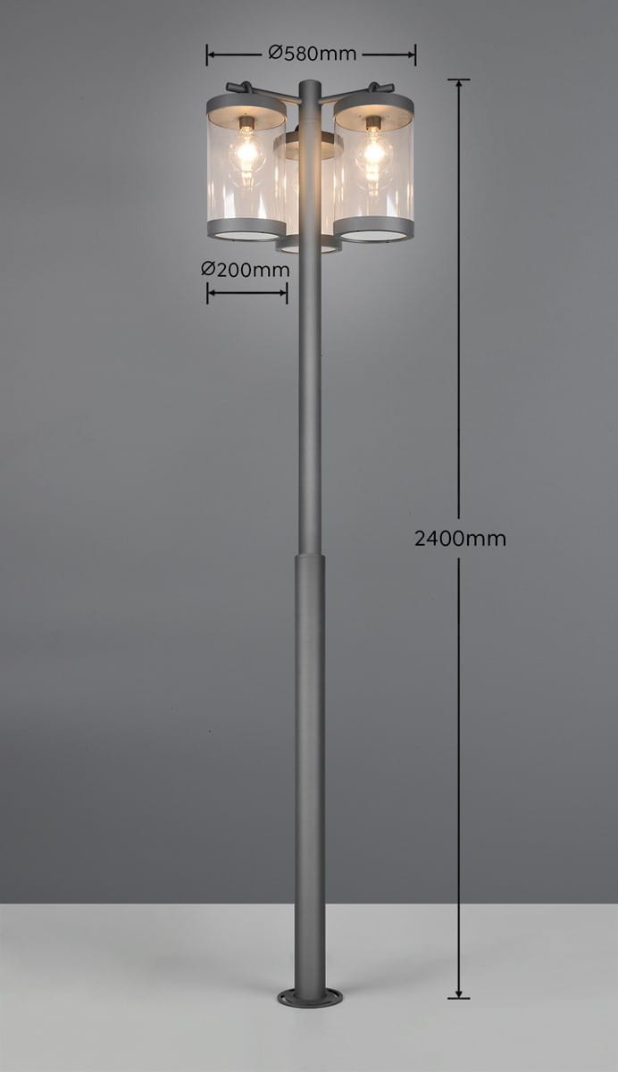Lampa ogrodowa Sambesi H240, stojąca, w kolorze antracytowym. Posiada dwa klosze o średnicy 200 mm, z przezroczystym szkłem, montowane na smukłym słupku o wysokości 2400 mm. Zintegrowany czujnik zmierzchu. Wymiary kloszy: 580 mm.