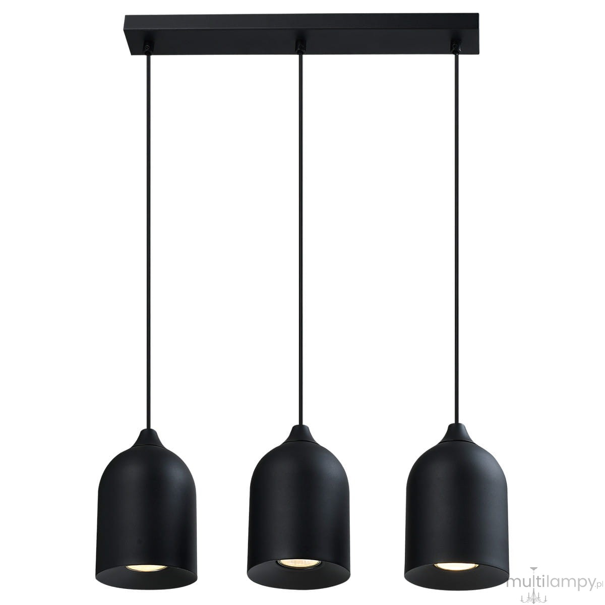 Lampa wisząca Nilo 3xGU10 w kolorze czarnym, z trzema okrągłymi kloszami zawieszonymi na cienkich linkach. Klosze mają matową powierzchnię i są umieszczone na prostokątnej, czarnej podstawie. Idealna do nowoczesnych wnętrz.