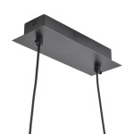 Czarna lampa wisząca LED Zigzag o mocy 13W, z metalowym, prostokątnym stelażem i dwoma czarnymi przewodami. Ujęcie z dołu, ukazujące mocowanie i detale konstrukcji.