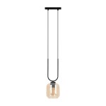 Lampa wisząca Coni 1xE27, czarna z bursztynowym kloszem, zawieszona na dwóch cienkich kablach. Klosz ma prostokątny kształt, przezroczysty materiał. Elementy montażowe w kolorze czarnym. Tło proste, białe.