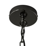 Czarna lampa wisząca Darling z pięcioma miejscami na żarówki E14. Widok z dołu, ukazujący okrągłą podstawę i łańcuch mocujący. Elementy w połyskującym wykończeniu, tworzące nowoczesny i elegancki wygląd.