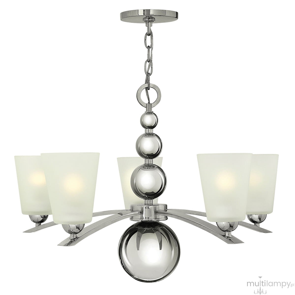 Lampa wisząca Zelda 5xE27 w polerowanym niklu. Posiada pięć matowych kloszy w kształcie stożków oraz centralną kulę. Ujęcie z dołu, wisząca na łańcuszku, z metalowym stelażem, w prostym, eleganckim stylu.