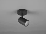 Czarna lampa sufitowa typu spot, model Angelo IP44, z pojedynczym źródłem światła GU10. Zamontowana na okrągłej podstawie, skierowana lekko w dół, z metalową obudową i białym wnętrzem klosza. Prosty, nowoczesny design.