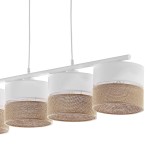 Lampa wisząca Linobianco 4-punktowa w kolorze białym z elementami jutowymi. Składa się z czterech okrągłych kloszy z białym górnym materiałem i jutowym wykończeniem na dole, zawieszona na białej rurze. Wisi w pozycji poziomej.