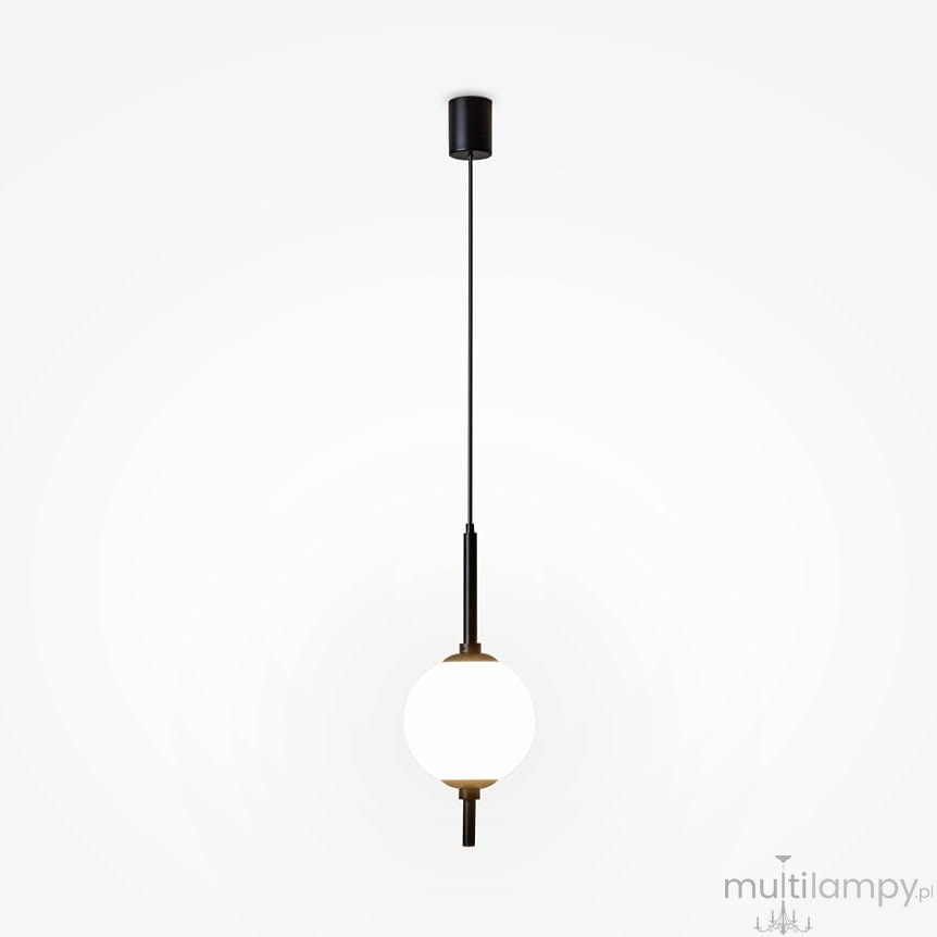 Lampa wisząca LED The Sixth Sense o mocy 7W, barwie światła 3000K. Posiada czarny metalowy uchwyt oraz okrągły biały klosz z opalizującego szkła, zawieszona na cienkim przewodzie w minimalistycznym stylu. Tło białe.