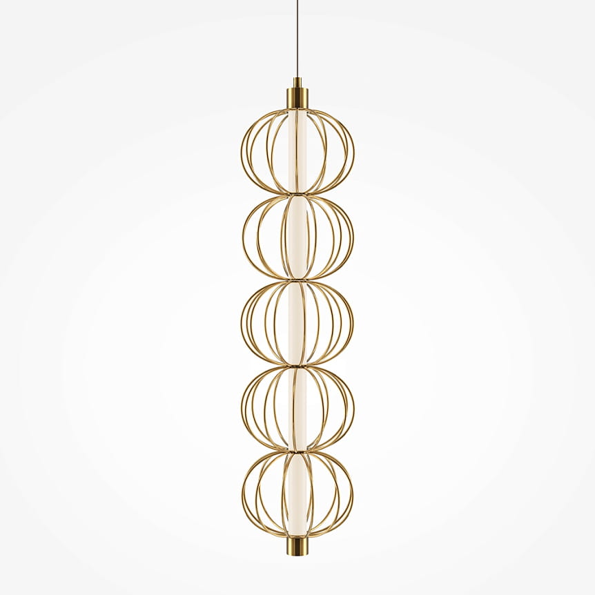Lampa wisząca LED Golden Cage o mocy 17W i barwie 3000K, w złotym kolorze, składająca się z czterech okrągłych elementów. Ujęcie frontalne, zawieszona na cienkim przewodzie, na jednolitym tle.