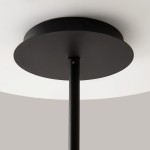 Czarna lampa wisząca Mollis MOD126PL-08B z ośmioma punktami świetlnymi, widok od góry; metalowy stelaż z okrągłym mocowaniem, minimalistyczny design, pasujący do nowoczesnych wnętrz.