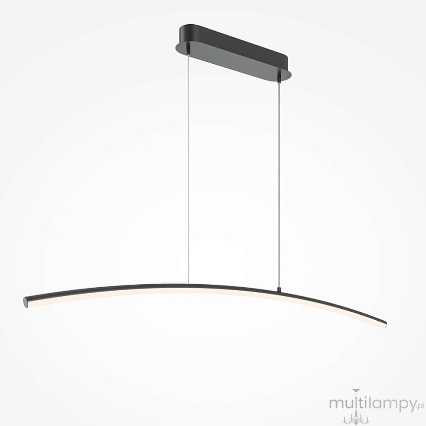 Czarna lampa wisząca LED Curve o mocy 15W, z eliptycznym kloszem w kolorze białym. Zawieszona na dwóch cienkich linkach, montowana do sufitu. Prosty, nowoczesny design, idealna do oświetlenia wnętrz.