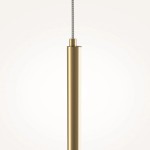 Lampa wisząca LED Halo H60 o mocy 11W w mosiężnym wykończeniu. Produkt ma prostą, cylindryczną formę, zawieszony na szarym kablu. Idealny do nowoczesnych aranżacji wnętrz.