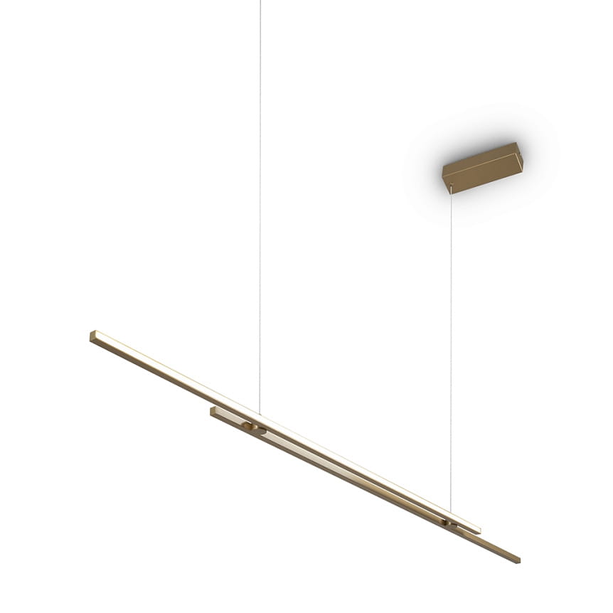 Lampa wisząca LED Halo 150 w mosiężnym kolorze, o długości 150 cm i mocy 48W. Prosta, prostokątna konstrukcja zawieszona na cienkich linkach, z zamontowanym na suficie modułem. Tło białe, co podkreśla elegancki design lampy.