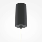 Lampa wisząca LED Pro Extra o mocy 6W, kolor czarny, cylindryczny kształt. Zawieszona na cienkim przewodzie, z widocznym mocowaniem. Oświetlenie o temperaturze barwowej 4000K, odpowiednia do nowoczesnych wnętrz.