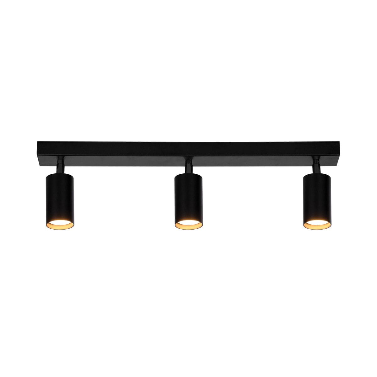 Czarna lampa sufitowa Monti z trzema spotami na źródła światła GU10. Prosty, poziomy design z cylindrycznymi kloszami. Ujęcie frontalne, produkt zamontowany na ścianie, w otoczeniu neutralnego tła.