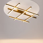 Lampa sufitowa LED Radiance o mocy 50W, temperatura barwowa 3000K, w złotym kolorze. Posiada okrągłą podstawę z prostokątnymi detalami. Widok z dołu, ukazujący nowoczesny design i kształt. Idealna do stylowych wnętrz.