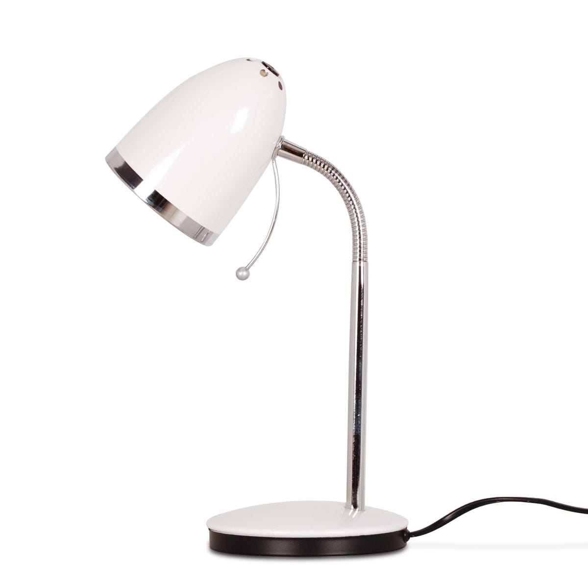 Lampka biurkowa Kajtek w kolorze białym z metalowym kloszem i chromowanym ramieniem. Posiada elastyczną, giętką nóżkę oraz okrągłą podstawę w czarnym kolorze. Widoczny przycisk do włączania na ramieniu. Przeznaczona na żarówkę E27.