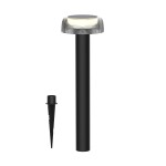 Lampa ogrodowa solarna LED Bluet 2,5W 3000K w kolorze czarnym. Stojąca konstrukcja z metalowym słupkiem i okrągłą, transparentną głowicą. W zestawie szpikulec do montażu w ziemi. Ochrona IP44, idealna do użytku na zewnątrz.