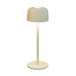 Lampa stołowa LED Poco 2W w kolorze kremowym, z okrągłą podstawą i cylindrycznym wysięgnikiem. Klosz o zaokrąglonym kształcie, emitujący ciepłe światło (3000K), odporny na wilgoć (IP44), idealny do wnętrz i na zewnątrz.