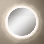 Lustro podświetlane o średnicy 60 cm, okrągłe, z kryształową ramą. Emituje światło LED 24W, z funkcją zmiany temperatury barwowej (CCT). Zawieszone na jednolitym tle, prezentuje się w frontalnym ujęciu.