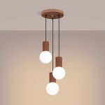 Lampa wisząca Halo 3xG9 mocca SL.1735 z trzema okrągłymi, białymi kloszami zawieszonymi na czarnych linkach. Klosze osadzone w brązowych, teksturowanych oprawach. Montaż sufitowy, prezentowana na jednolitym tle.