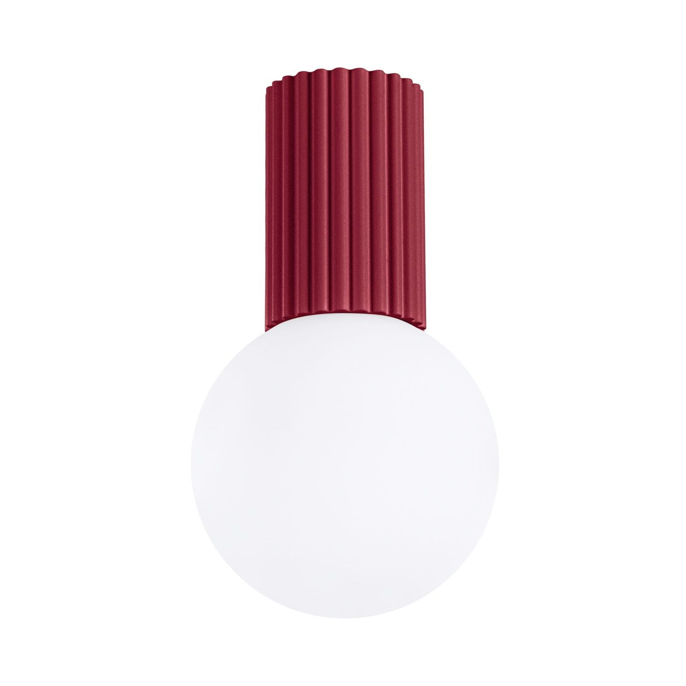 Lampa sufitowa Halo z burgundowym kloszem w kształcie cylindrycznym i białym, okrągłym szkłem. Ujęcie frontalne, lampa wisząca, z widoczną teksturą na górnej części. Przeznaczona do montażu z żarówką G9, o stopniu ochrony IP44.