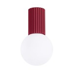 Lampa sufitowa Halo z burgundowym kloszem w kształcie cylindrycznym i białym, okrągłym szkłem. Ujęcie frontalne, lampa wisząca, z widoczną teksturą na górnej części. Przeznaczona do montażu z żarówką G9, o stopniu ochrony IP44.