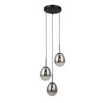 Lampa wisząca Meolo z trzema źródłami światła E14, w czarnej oprawie z dymionymi, metalicznymi kloszami w kształcie jajek. Zawieszona na trzech cienkich przewodach, montowana do sufitu, idealna do nowoczesnych wnętrz.