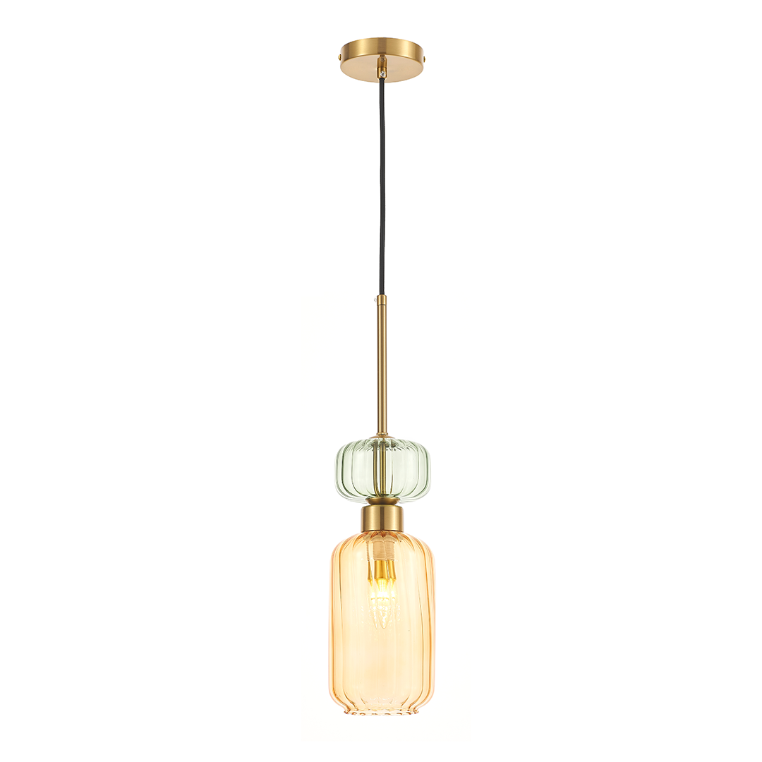 Lampa wisząca Molly 1xE14 w kolorze złotym z bursztynowym i zielonym kloszem. Ma prosty kształt, zawieszona na czarnym przewodzie, z widoczną żarówką. Klosze mają teksturowaną powierzchnię, a całość zamocowana do sufitu na okrągłej podstawie.