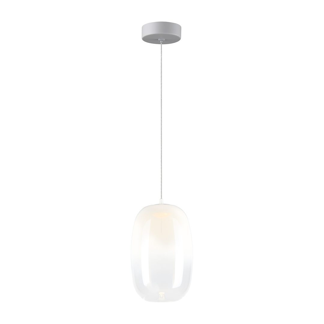 Lampa wisząca LED Vaso 3 l z białym, przezroczystym kloszem o owalnym kształcie. Zawieszona na cienkim przewodzie, montowana do sufitu. Emituje ciepłe światło 3000K, moc 4W. Prosty, nowoczesny design, idealna do różnych wnętrz.
