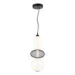 Lampa wisząca LED Arame 23W 3000K w kolorze czarnym. Składa się z trzech elementów: białej, okrągłej oprawy, białej eliptycznej lampy oraz siatkowanej, czarnej osłony. Zawieszona na cienkim przewodzie, montowana do sufitu.