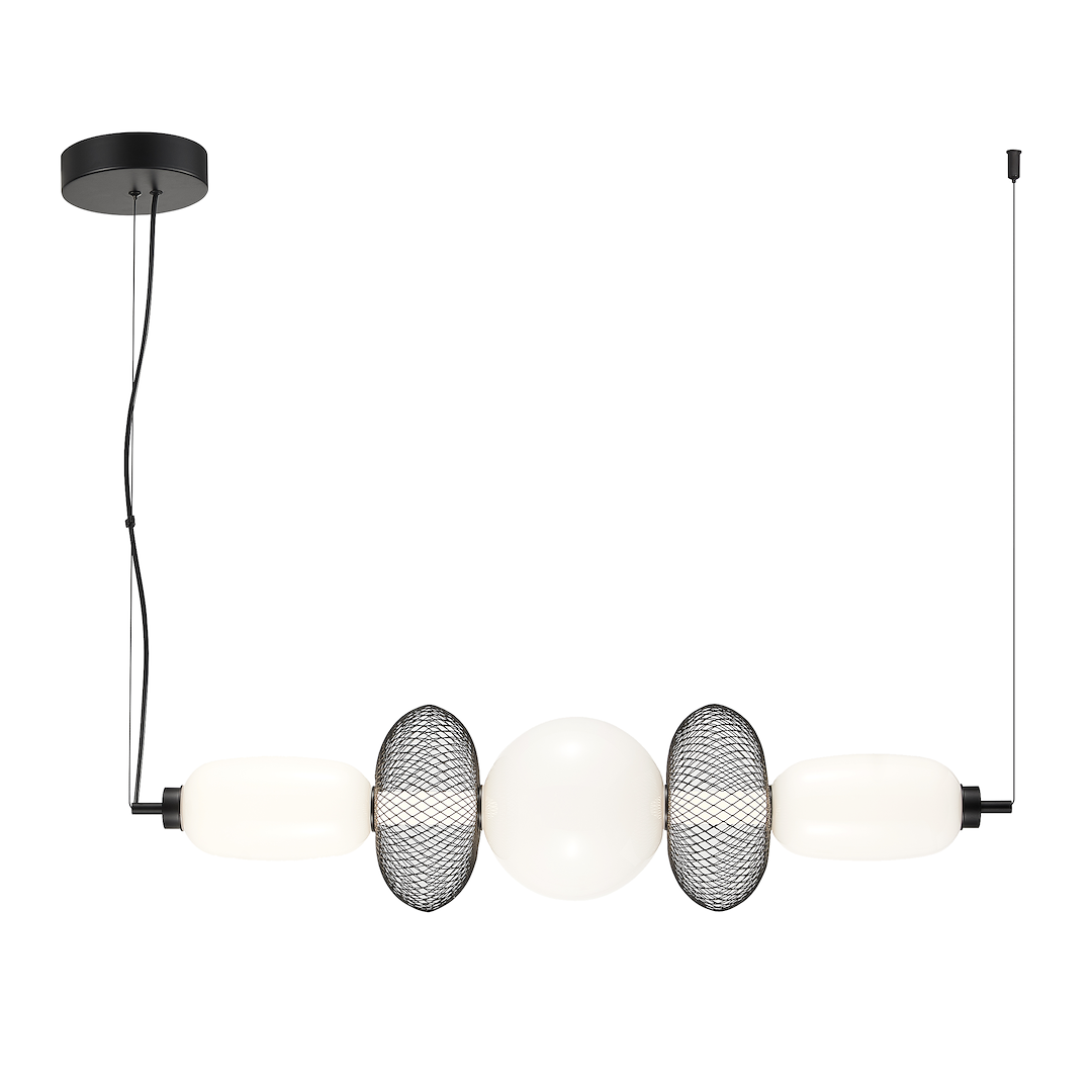 Lampa wisząca LED Arame 32W 3000K w kolorze czarnym, z okrągłymi i owalnymi kloszami w białym oraz siatkowym wykończeniu. Zawieszona na cienkim kablu, w nowoczesnym stylu, idealna do aranżacji wnętrz.