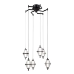 Lampa wisząca Fuente z sześcioma źródłami światła LED o mocy 30W, w kolorze czarnym. Posiada sześć diamentowych kloszy w kolorze białym, zawieszonych na cienkich linkach, z centralnym mocowaniem w kształcie pajęczyny.