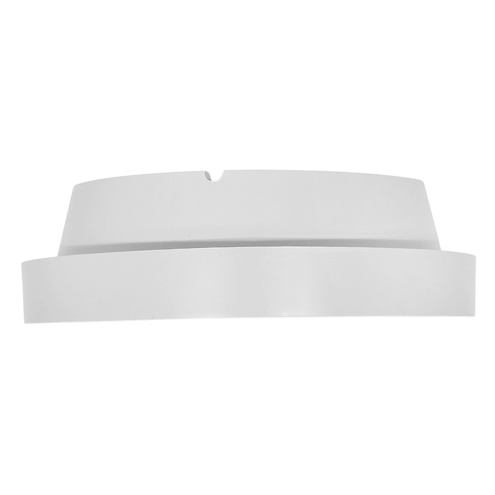 Lampa sufitowa zewnętrzna Rotonda, biała, z dwoma gniazdami E27. Okrągła, matowa konstrukcja z widocznym otworem na czujnik ruchu. Ujęcie z góry, prezentujące gładką powierzchnię i prostą formę.